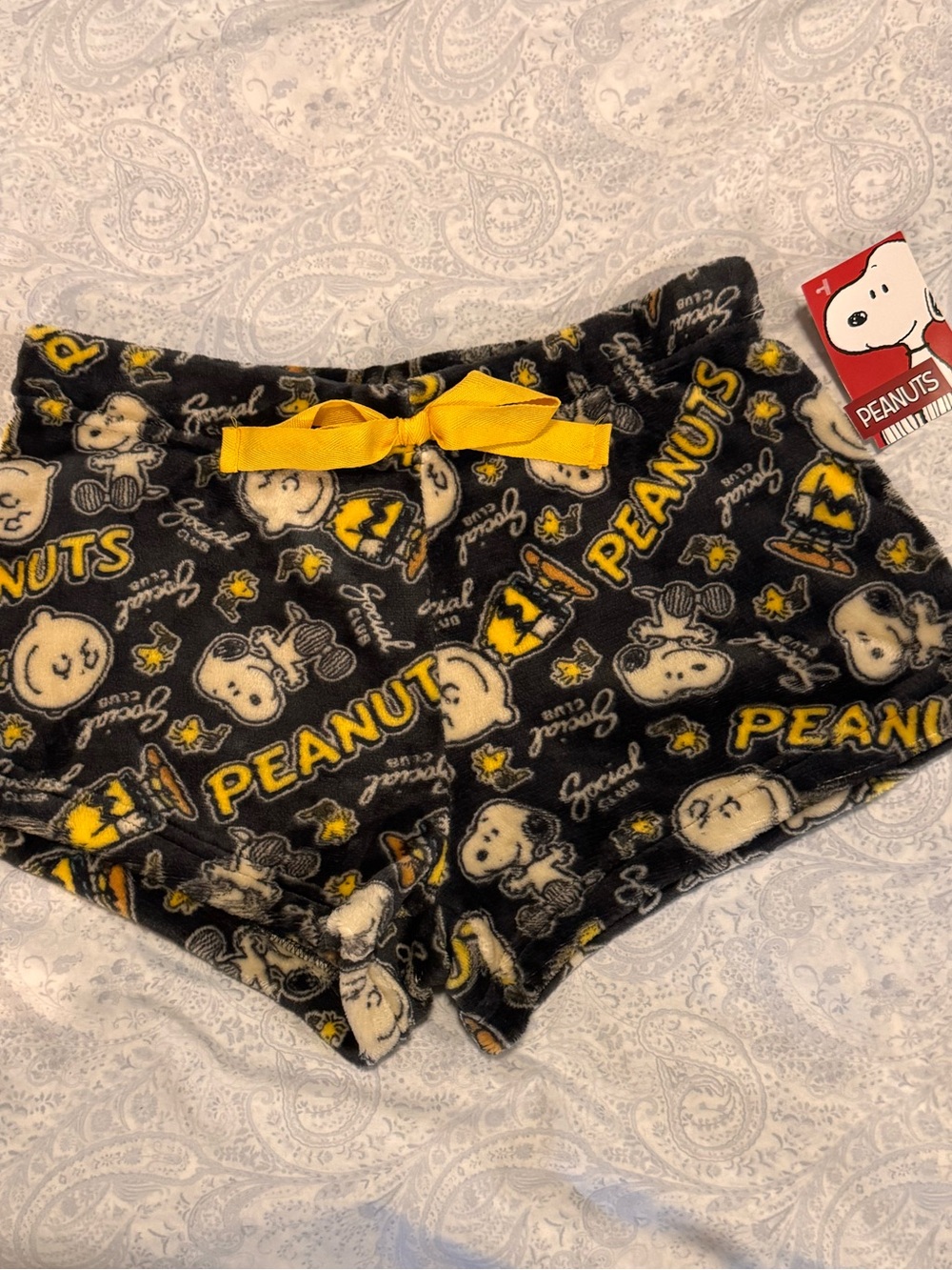 Peanuts Black & Yellow Plush Fleece Shorts with Snoopy & Charlie Brown Print
